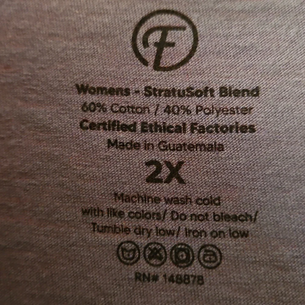Fresh Clean Threads 2X Flint Purple/Dusty Lavender - Ethically Made V-Neck NWOT - Picture 5 of 7